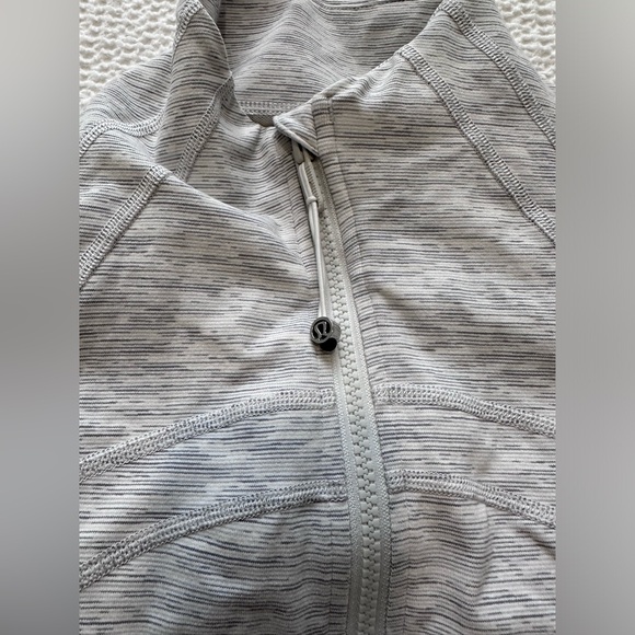 lululemon Define Jacket - white and gray - Picture 2 of 3